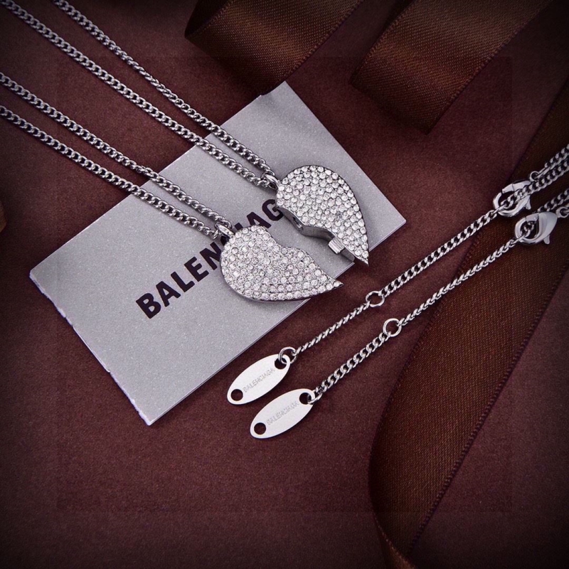 Ba1en*iaga necklaces